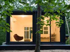 美國(guó)紐約的簡(jiǎn)約型集裝箱美術(shù)工作室