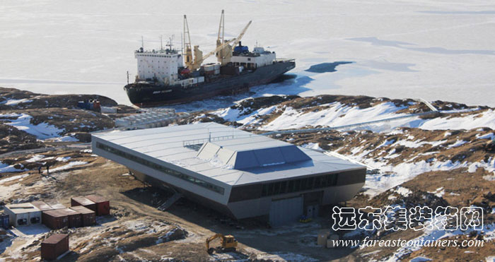 集裝箱建筑由134個海運集裝箱構(gòu)建而成