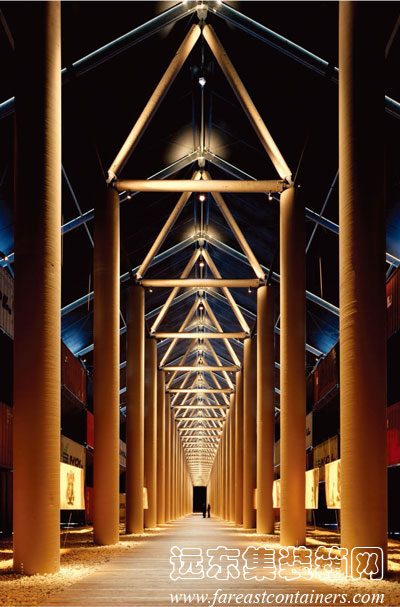 集裝箱建筑: Nomadic 集裝箱博物館的內(nèi)部