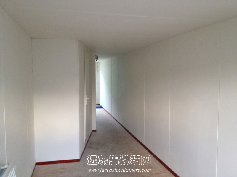 英國(guó)布賴頓集裝箱公寓內(nèi)部管線插頭及供熱系統(tǒng)的安裝