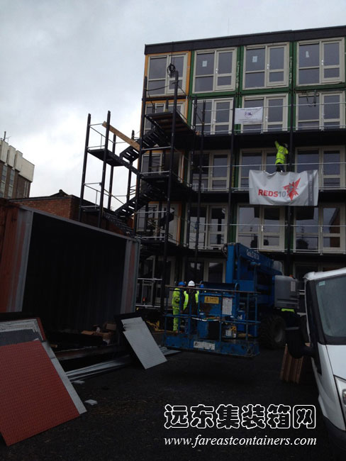 英國(guó)布賴頓集裝箱公寓室內(nèi)溫度、濕度、氣體濃度、能耗等探測(cè)設(shè)備的安裝